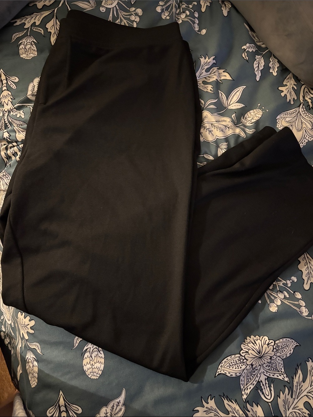 Dana Buchman Black Straight-Leg Pants- size 18 W